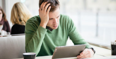 σχέση από απόσταση