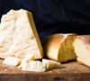 τυρί και ψωμί
