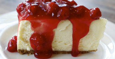 Cheesecake με βύσσινα
