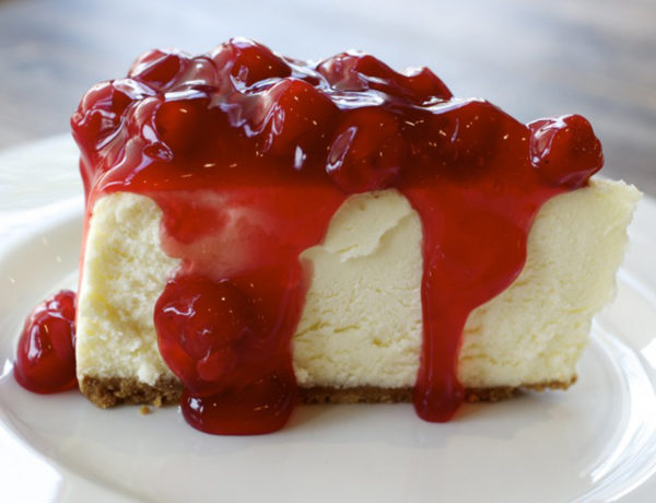 Cheesecake με βύσσινα