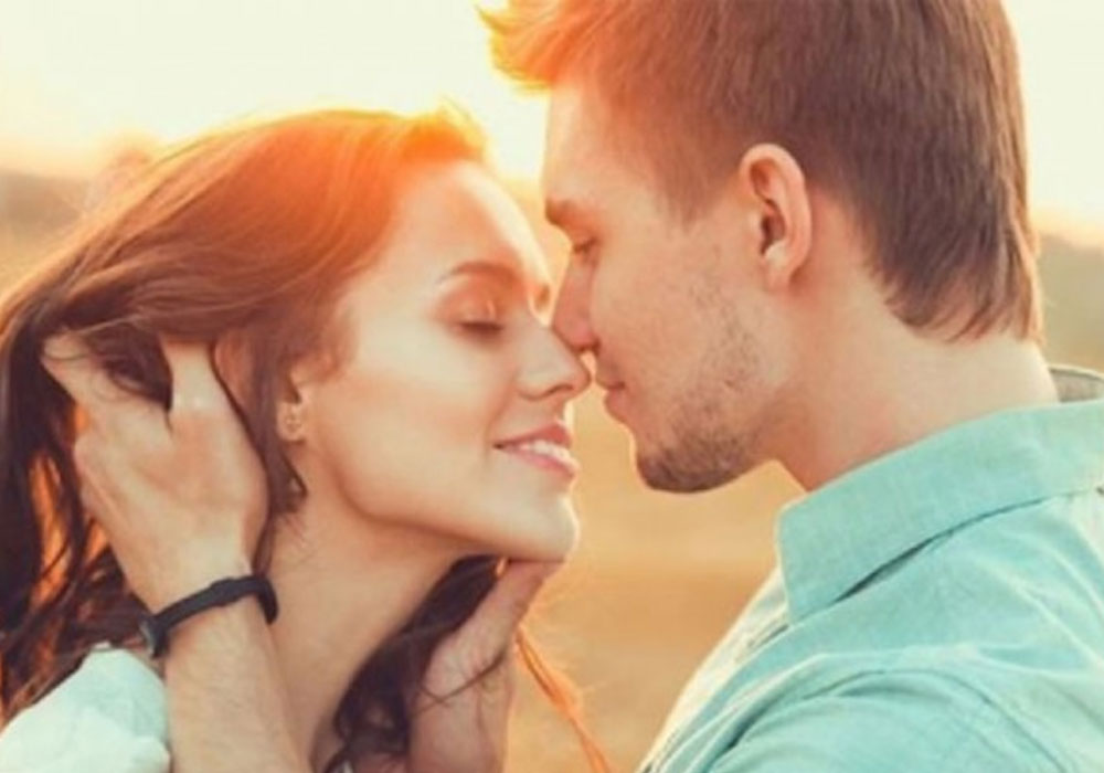 pws_na_ton_kaneis_na_kollhsei_mazi_soy