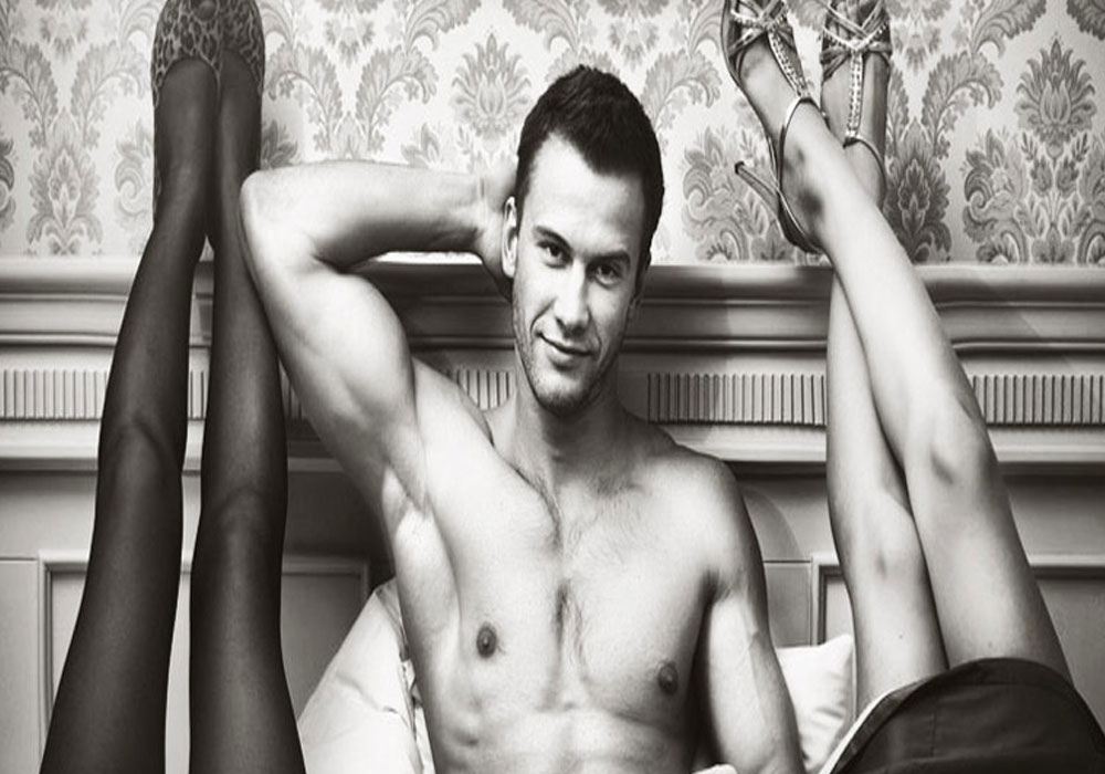 kanw_sex_me_polles_gynaikes