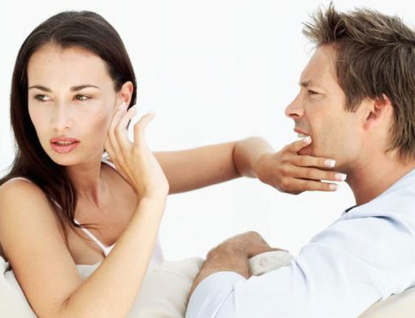 ti_sixainetai_kathe_zwdio